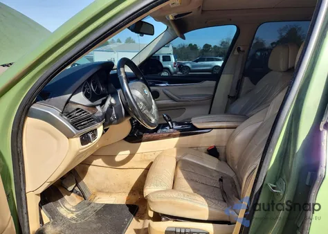 2014 BMW X5 Sdrive35I z USA, uszkodzony, nr VIN 5UXKR2C59E0H31603